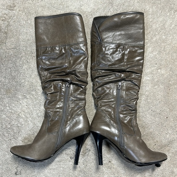 Aldo Matsushima Grey Knee Boots Heels Size 6.5 PreOwned - Picture 5 of 8